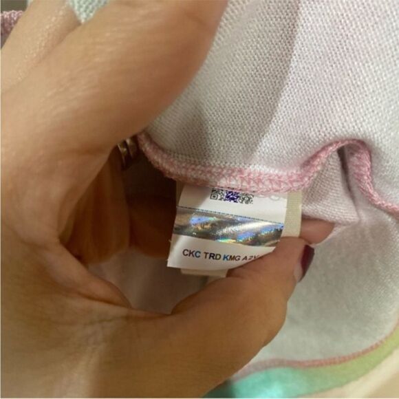 NWT Ugg multicolored robe with belt size small - Picture 8 of 9